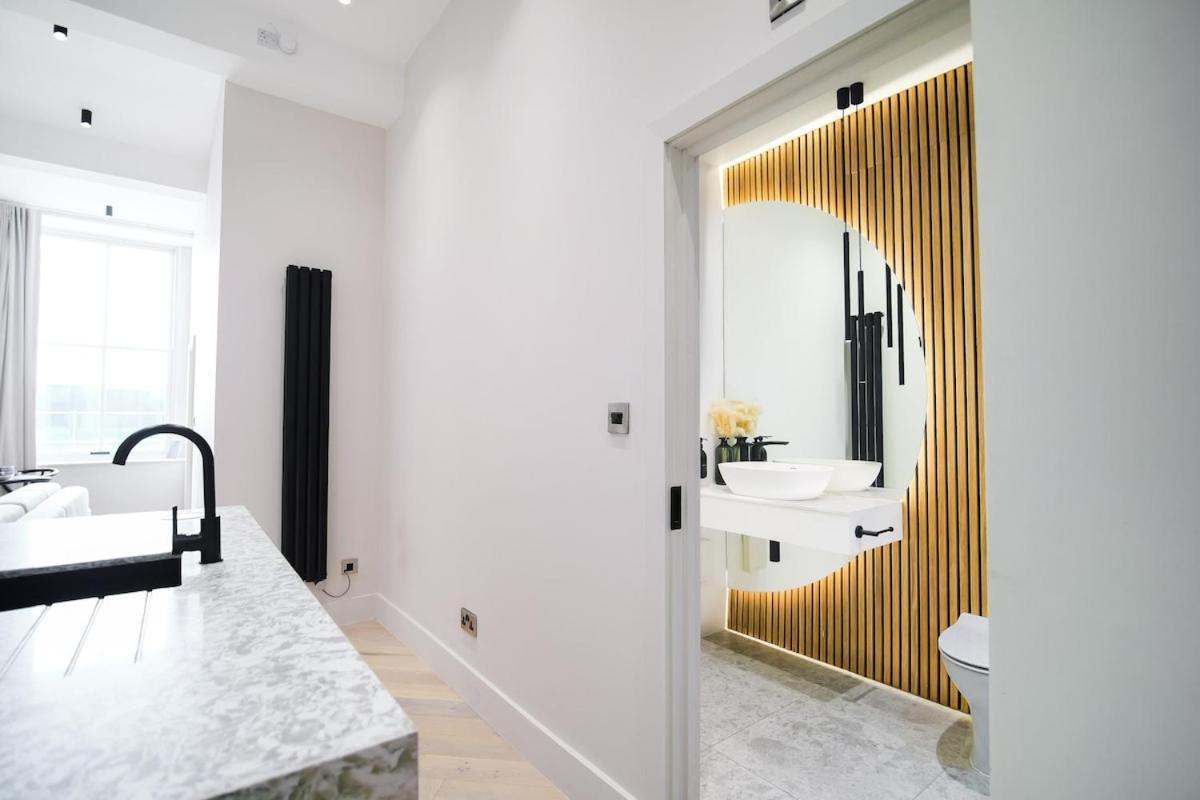 Japandi By The Heim Residences Manchester Exteriör bild